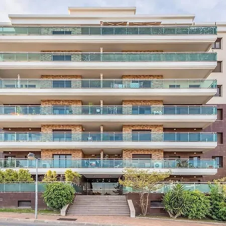 Spacious With Terrace Near Lisbon Airport Lejlighed Sacavém