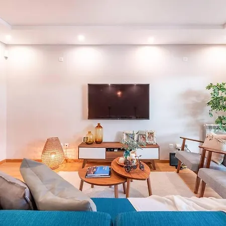 Lejlighed Spacious With Terrace Near Lisbon Airport Sacavém